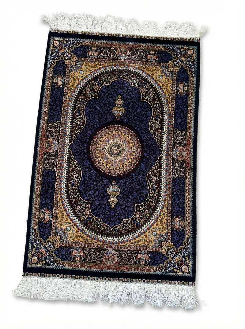 Ghom Seide Perserteppich – Dunkelblau/Gold – 90×60 cm (Maschinell)